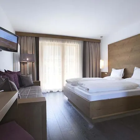 La Fradora - Dolomites Hotel