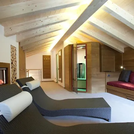 酒店 La Fradora - Dolomites 3*